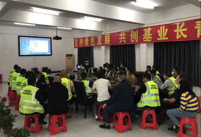 強(qiáng)化道路交通安全管理,龍崗交警組織重點(diǎn)車輛駕駛員開(kāi)展培訓(xùn)